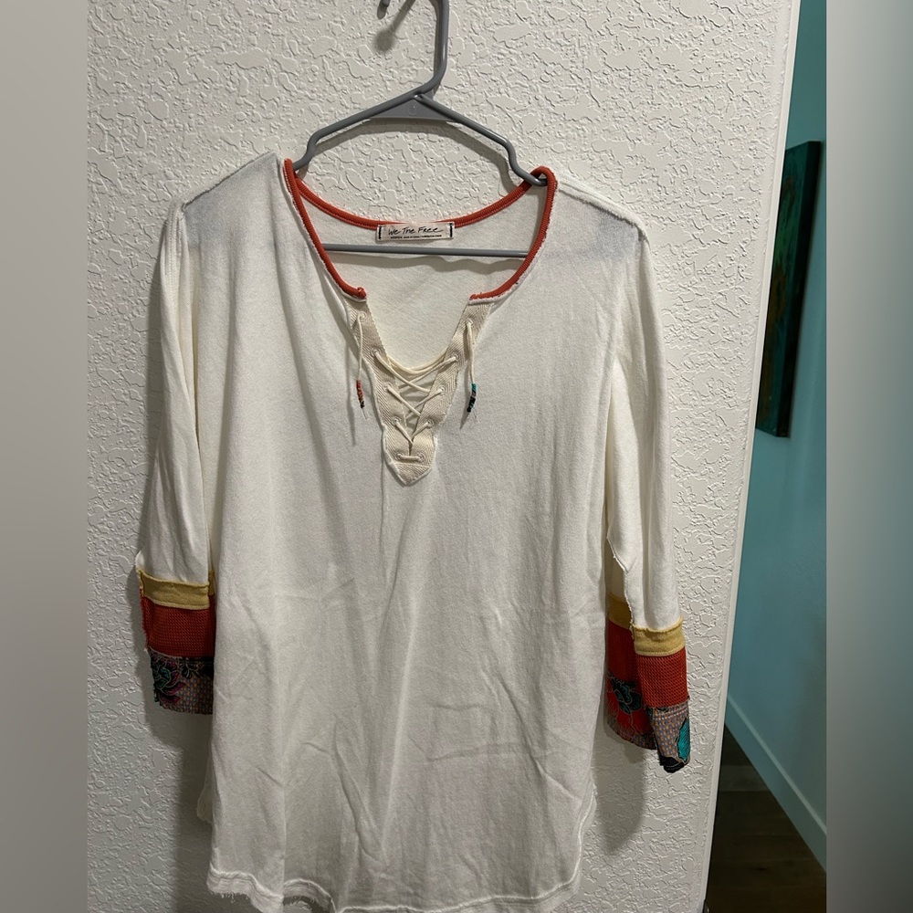 We The Free
Women’s top